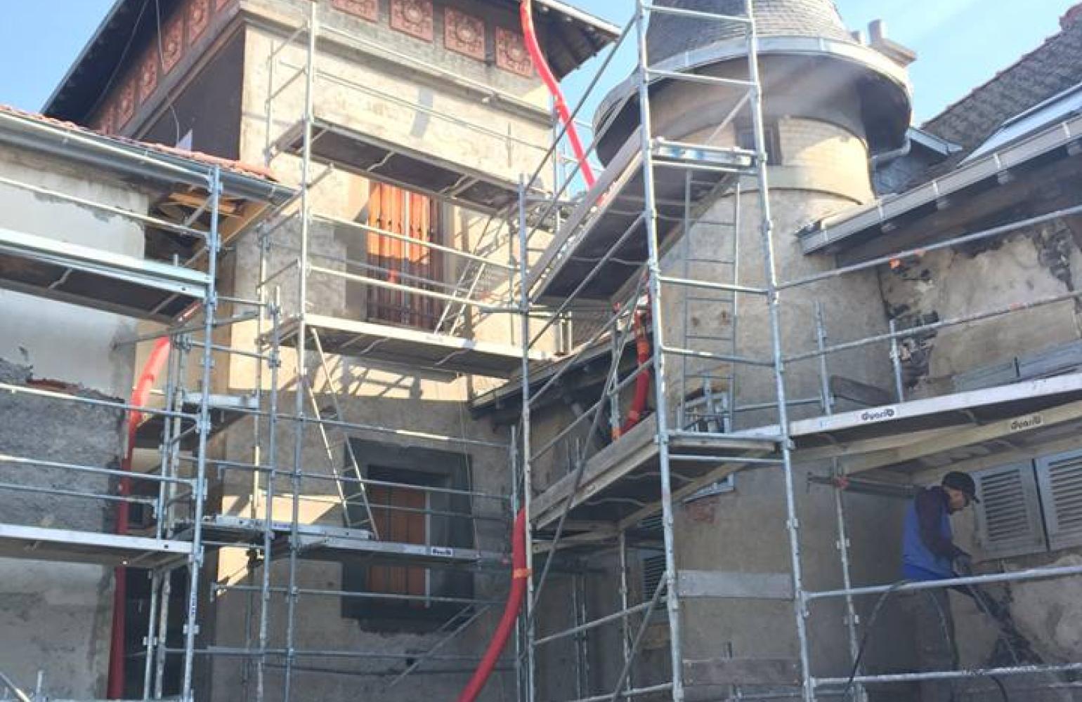Bâtiment pendant rénovation