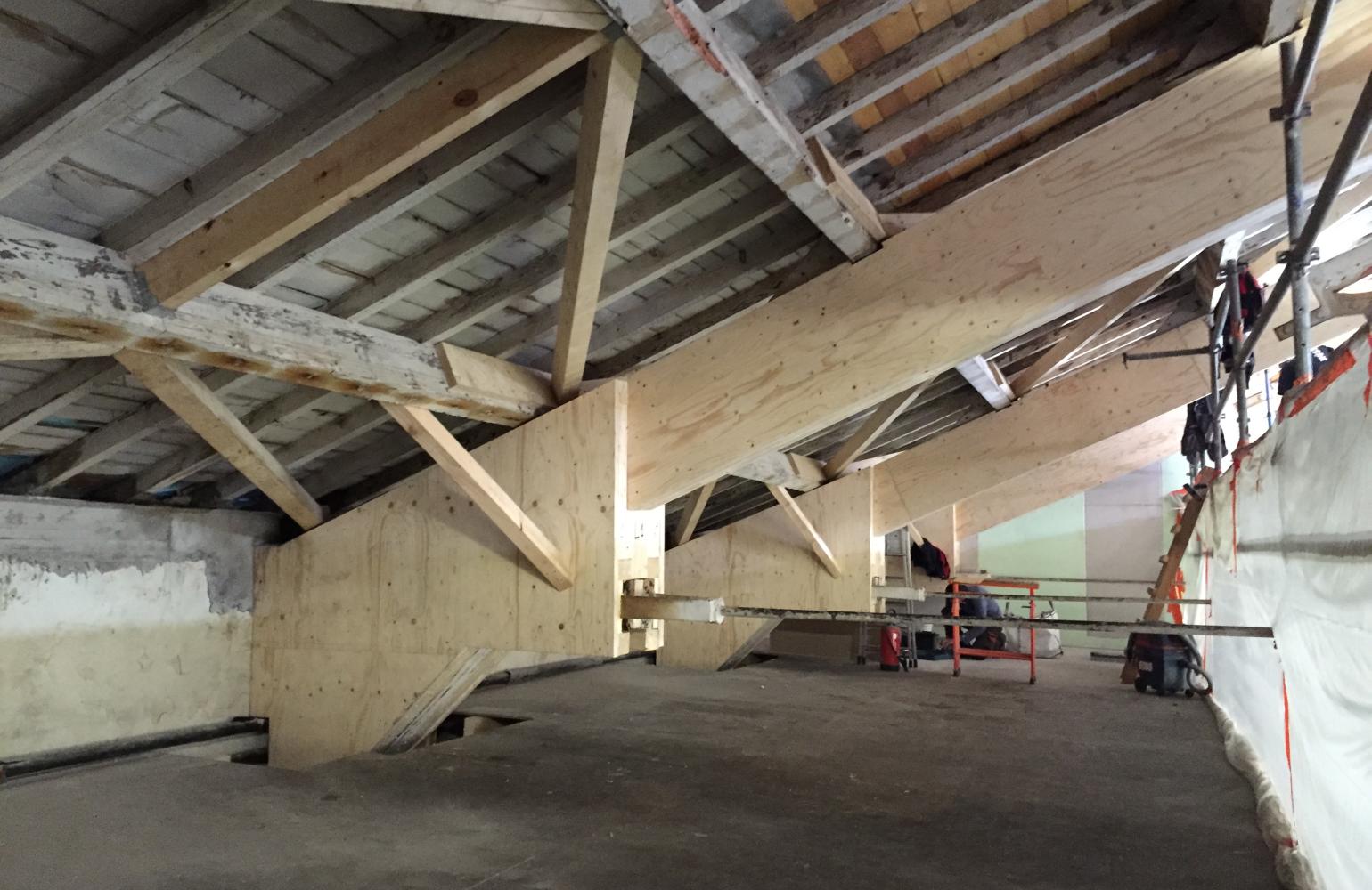Bâtiment avant/après rénovation