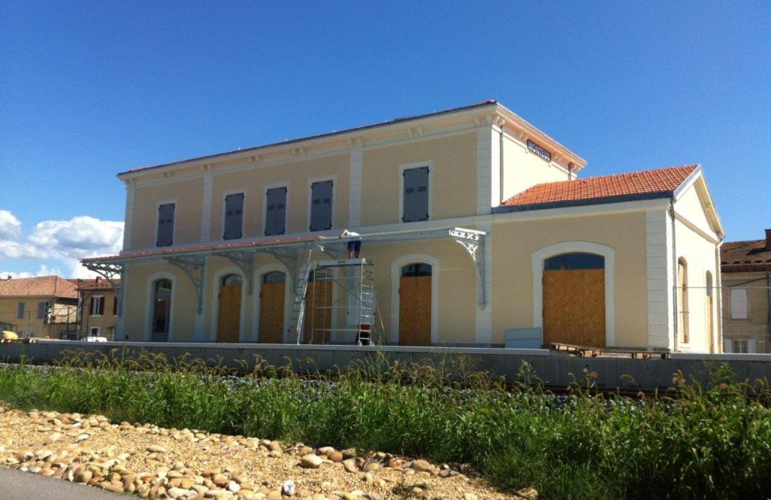 Extérieur de la gare